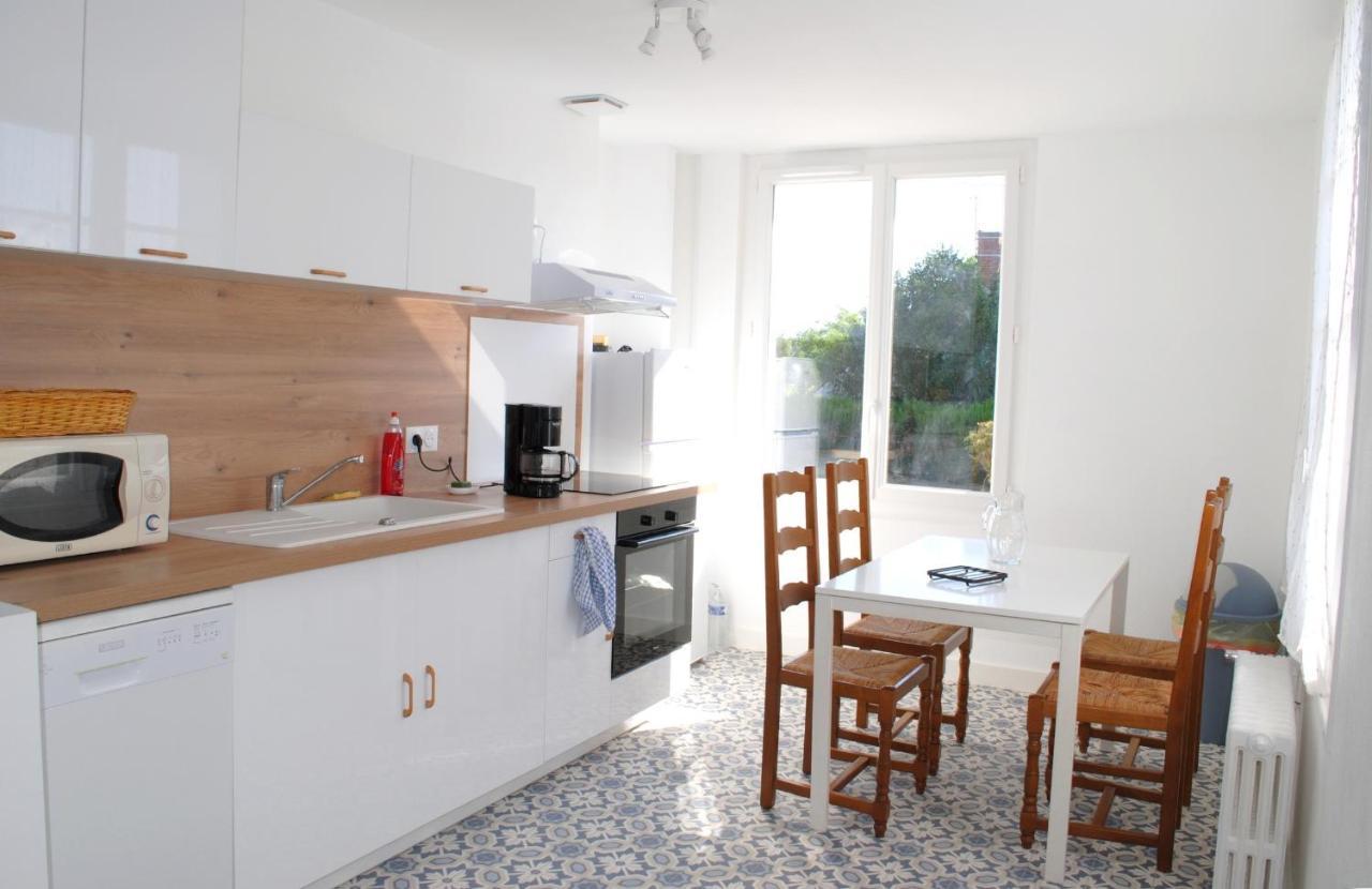 Maison 6 personnes - grand jardin arboré Villa Noyers-sur-Cher Exterior foto